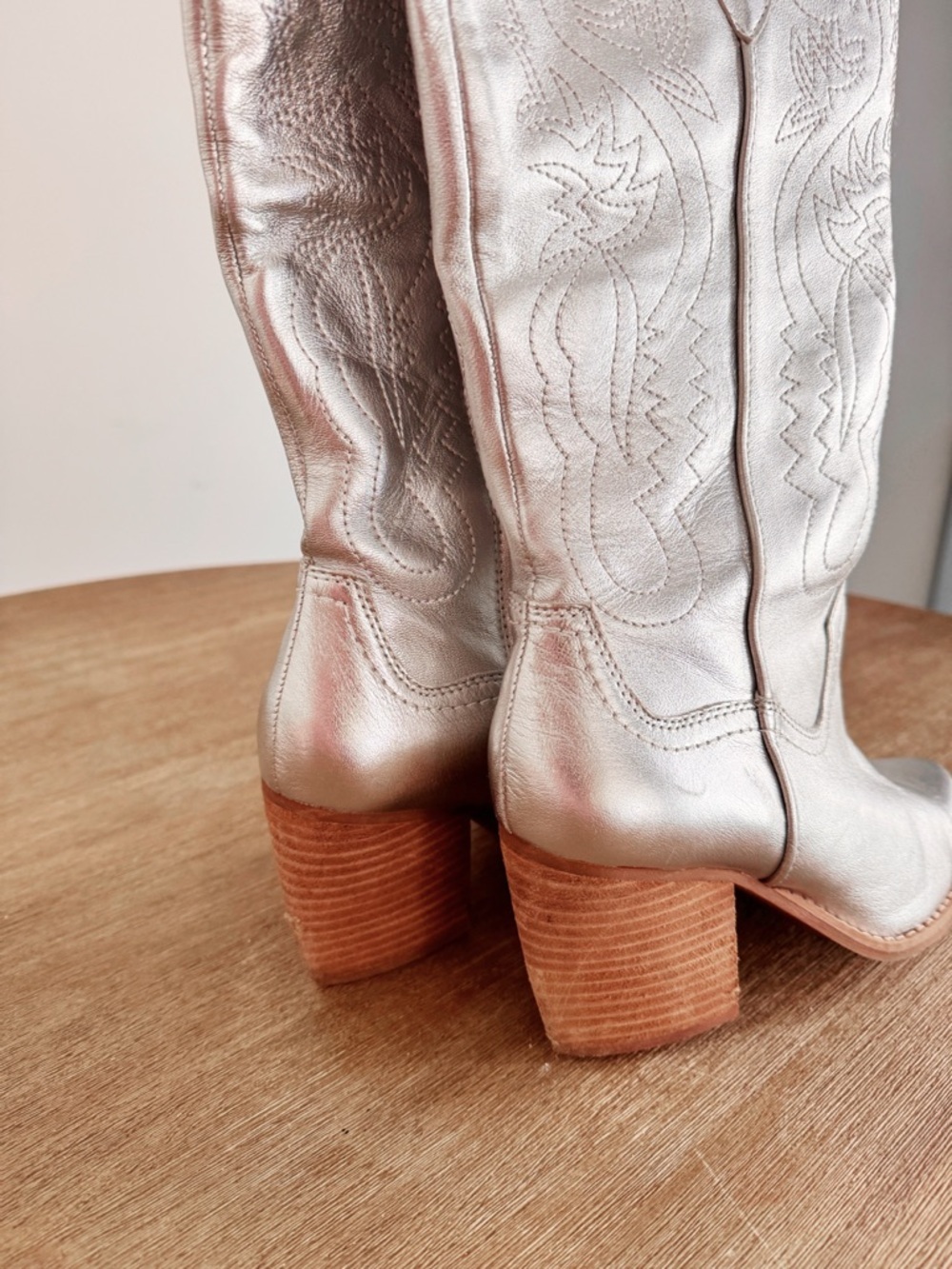 Gianni Bini Metallic Silver Western Knee-High Boots size 7 - Picture 4 of 5